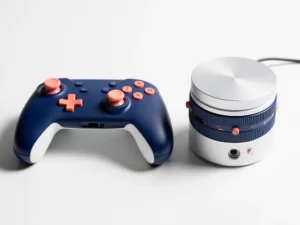 Spelcontroller naast een klinische simulatiedial op wit bureau, speels kleurrijk contrast met precisie-instrument in kobaltblauw en koraal.